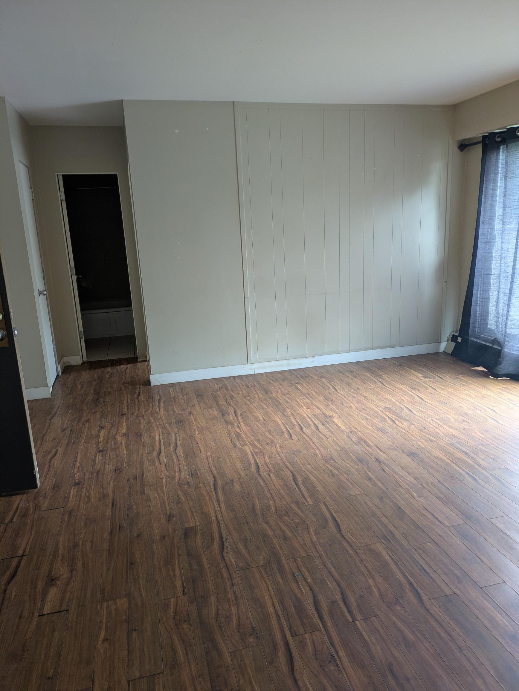 Frontenac Apts - 1 Bedroom 3