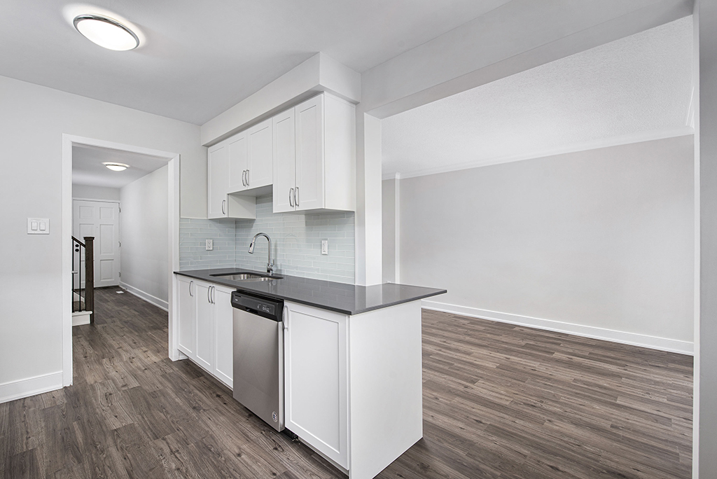 Forest Glen Townhomes - Mississauga 4 Bedroom 4