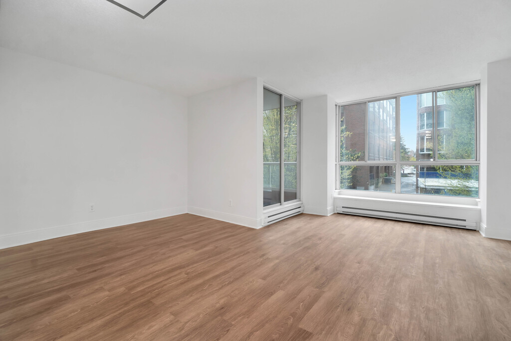 Pacific Terrace Apartments - Downtown Vancouver Bachelor 3