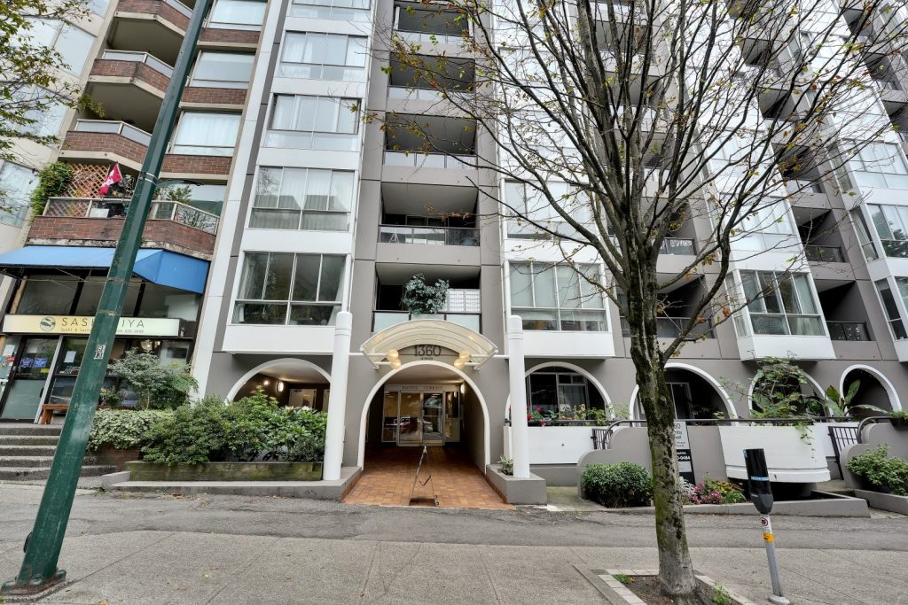 Pacific Terrace Apartments - Downtown Vancouver Bachelor 4