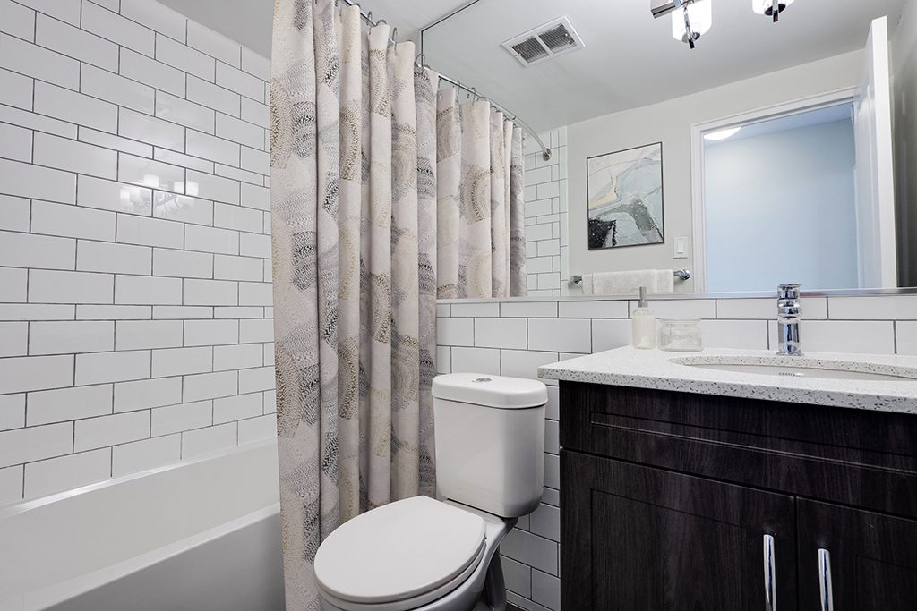 The West Mall Apartments - 2 Bedrooms 3