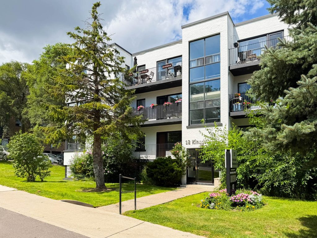 Humber Valley Apartments - Etobicoke 2 Bedrooms 5