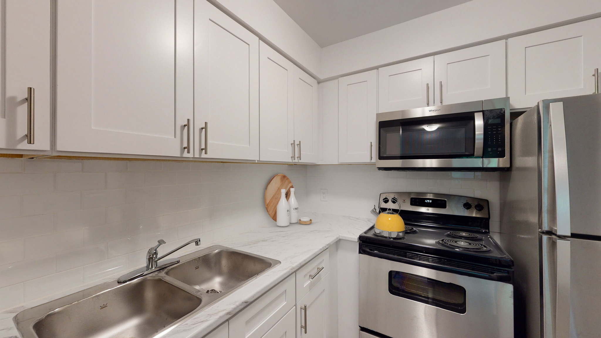 323 Niagara Blvd - 2 bedrooms 4