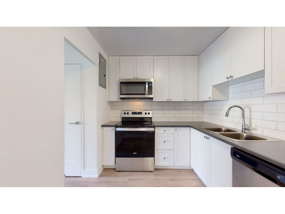 640-650-660 Fanshawe Park Road East - 1 Bedroom 3