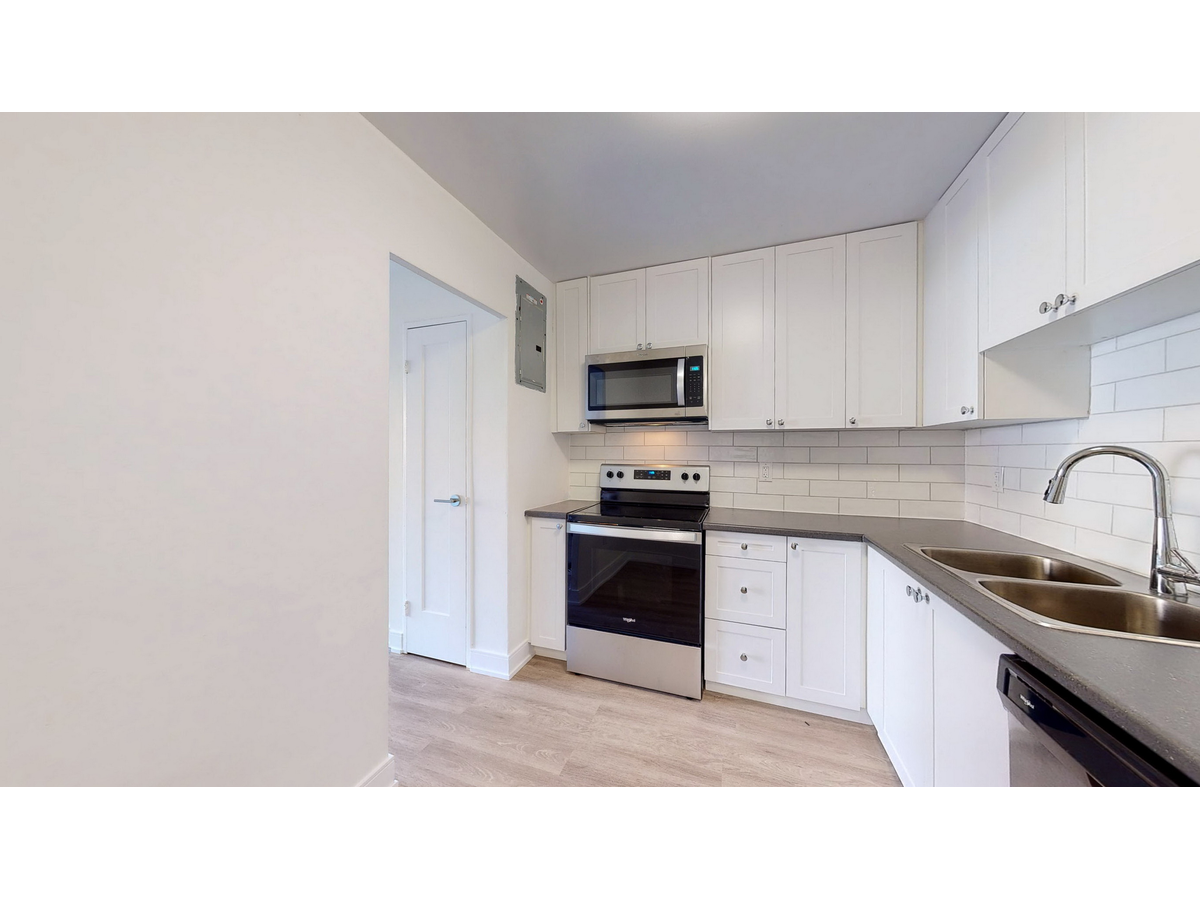 640-650-660 Fanshawe Park Road East - 1 Bedroom 4