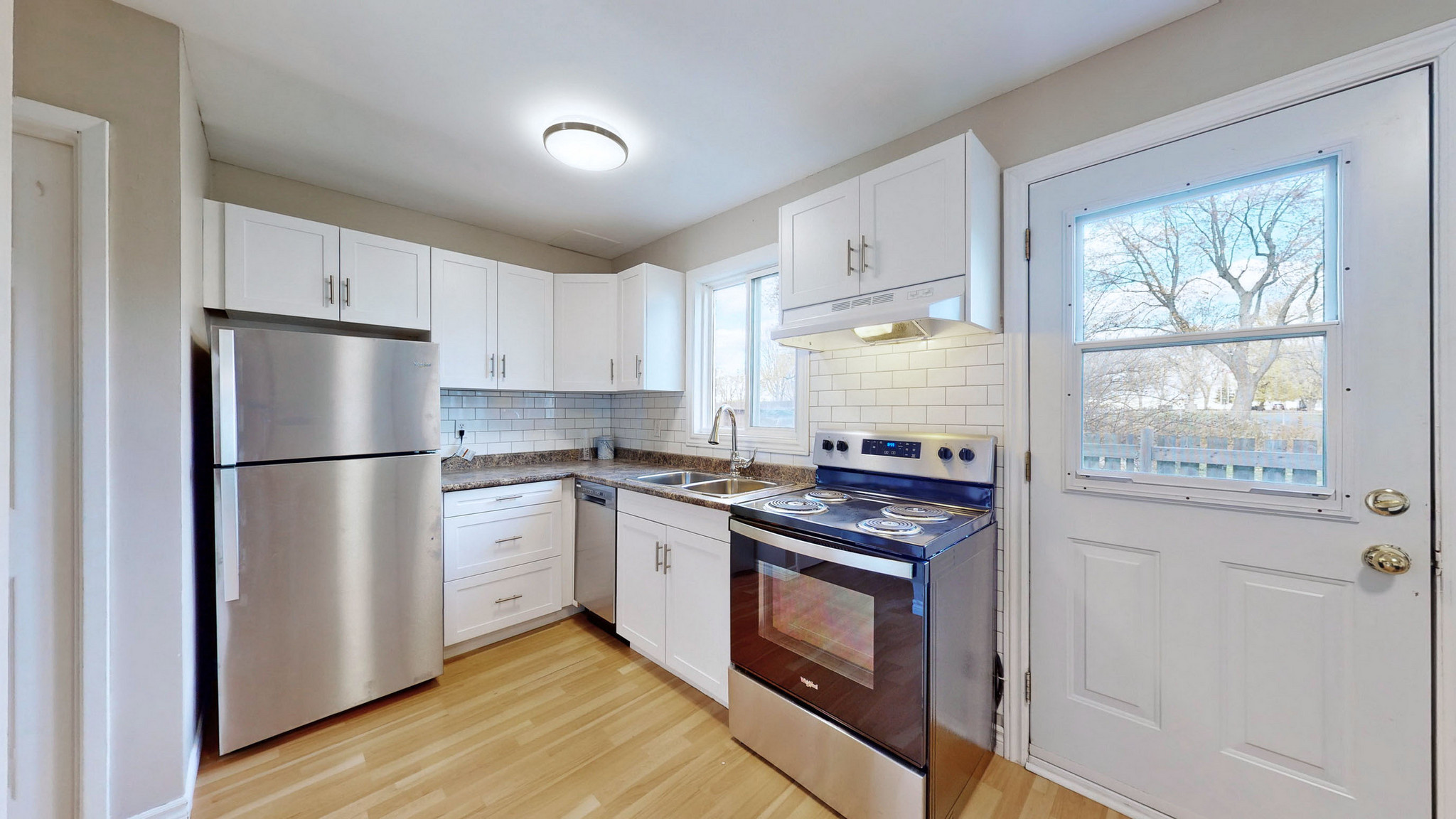 Bedford Gardens - 440 Cumberland Street & 245 Yates Street - 2 bedrooms 3