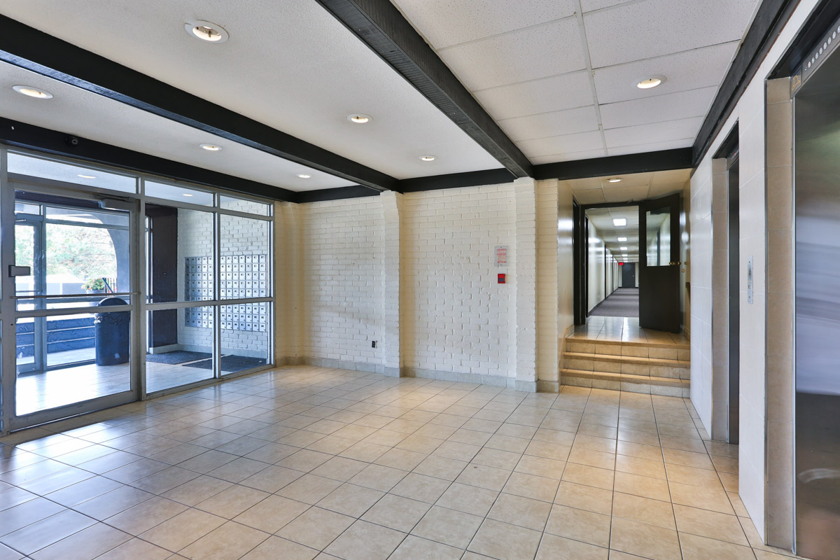 222 Nonquon Road - 2 bedrooms 4