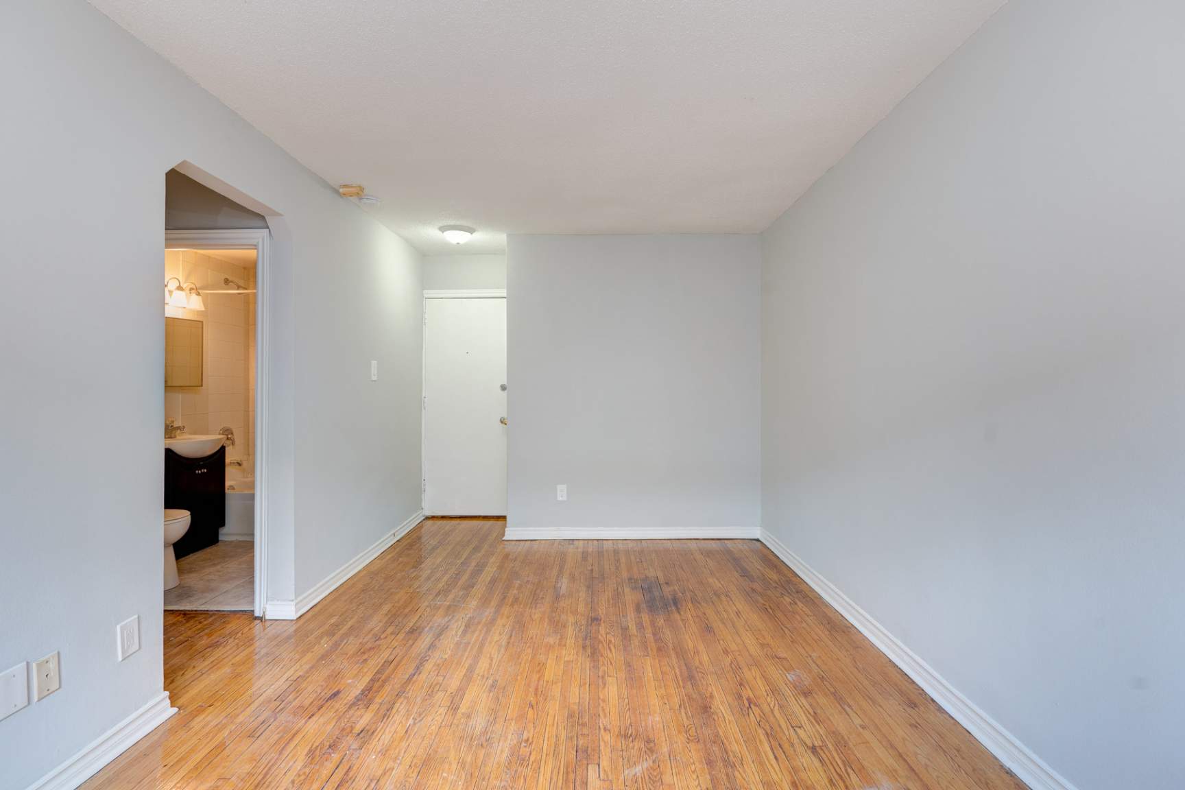 8 Hector Avenue - 1 bedroom 2