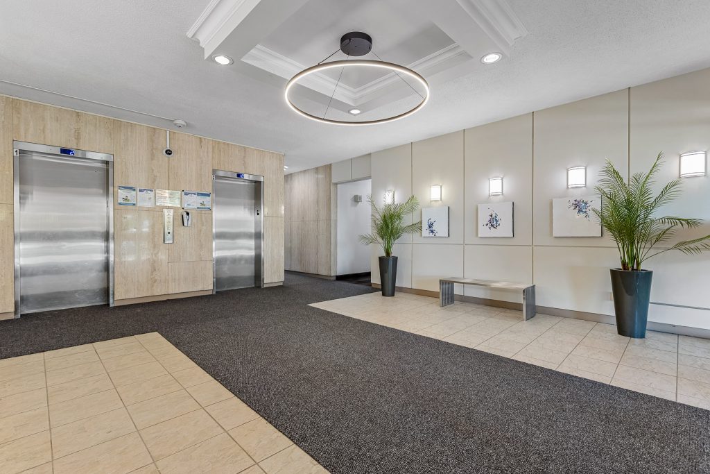 Sunset-Sunview Heights - 2 Bedrooms 5