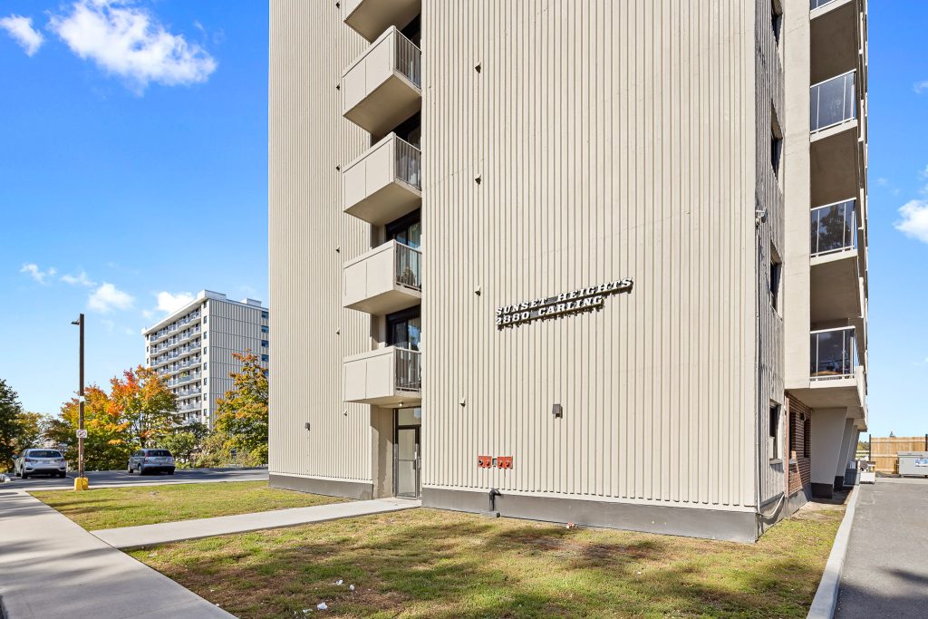 Sunset-Sunview Heights - 2 Bedrooms 2