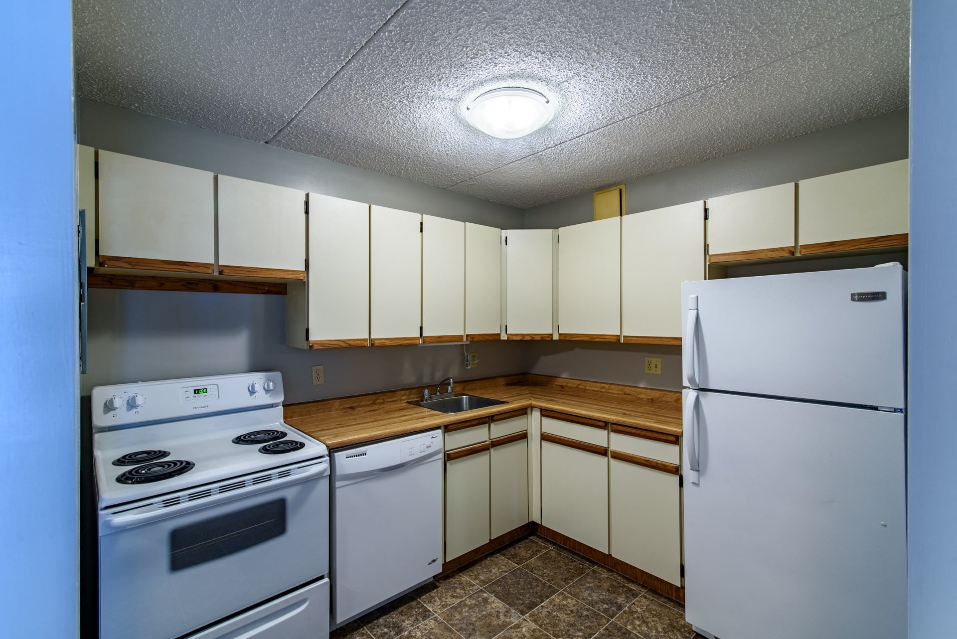 River Park Estates - 2 Bedrooms 2