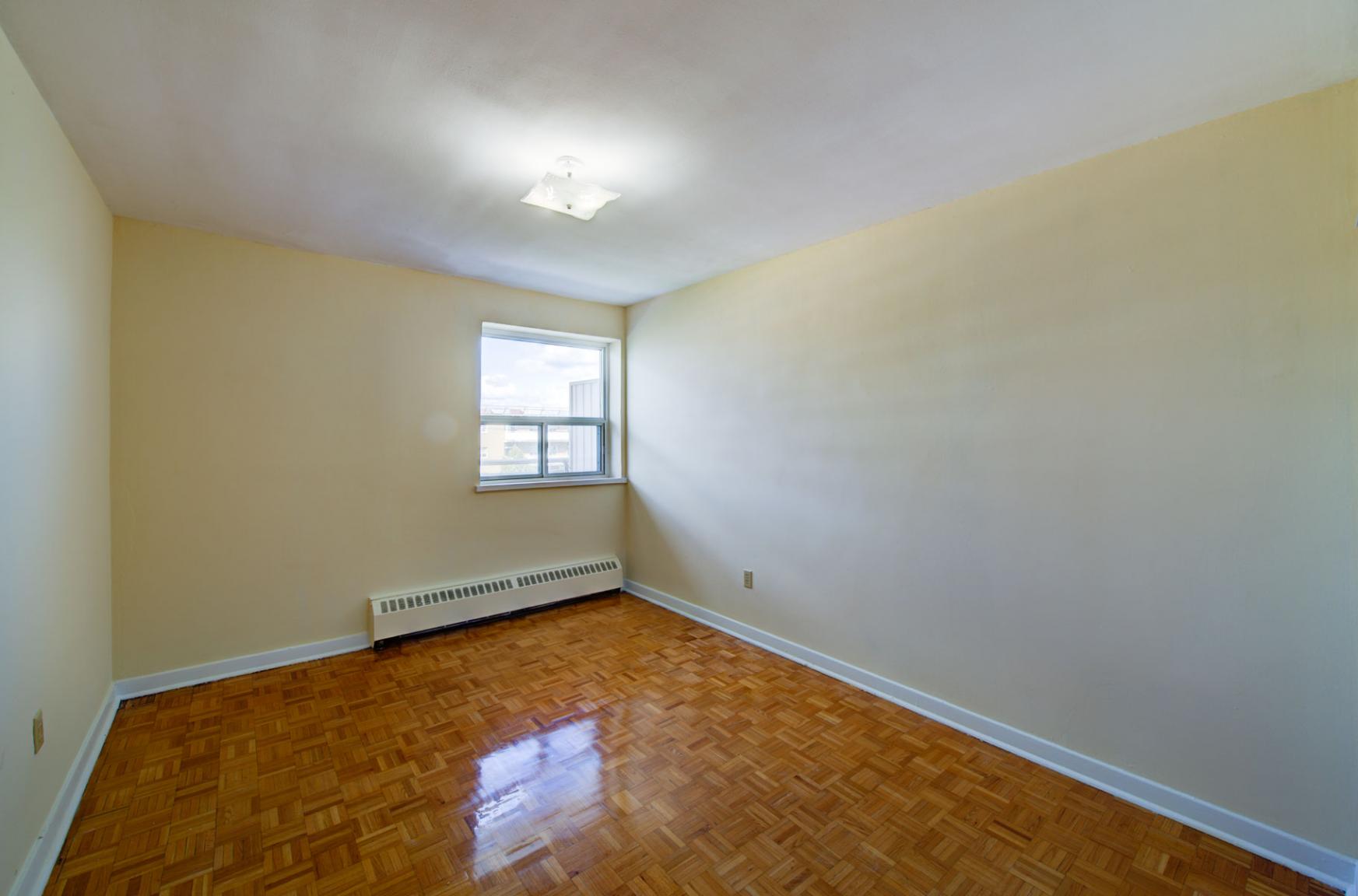 230 Lake Promenade - 1 Bedroom 4