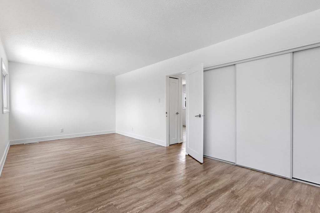 Beaverbrook Lane - 2 Bedrooms 4
