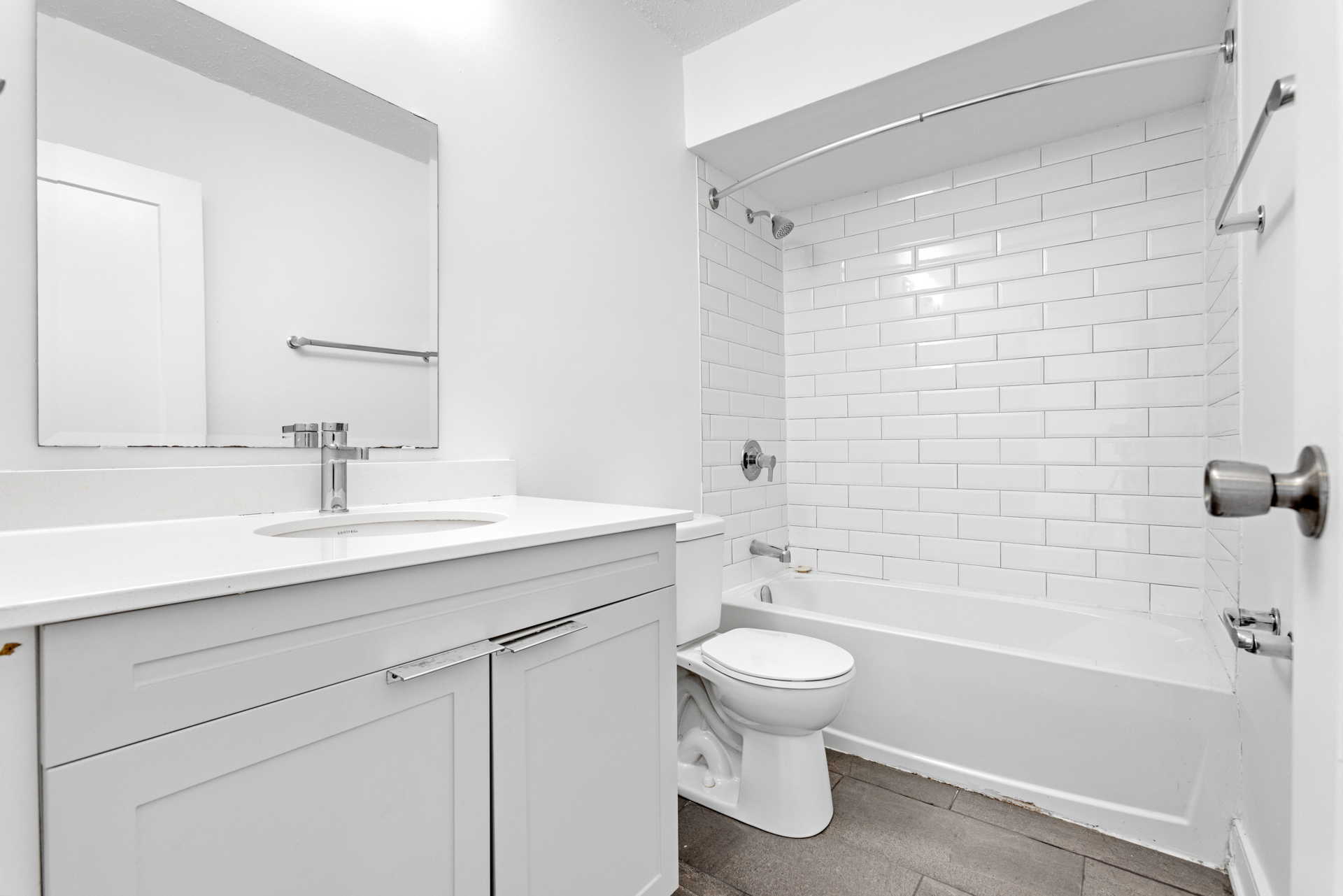 Weeping Willow Lane - 2 Bedrooms 3