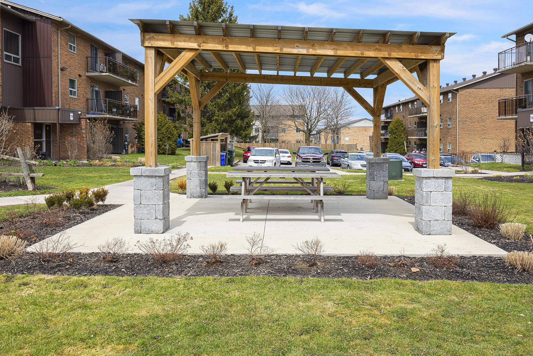 725-745 Wonderland Road South - 2 Bedroom 4