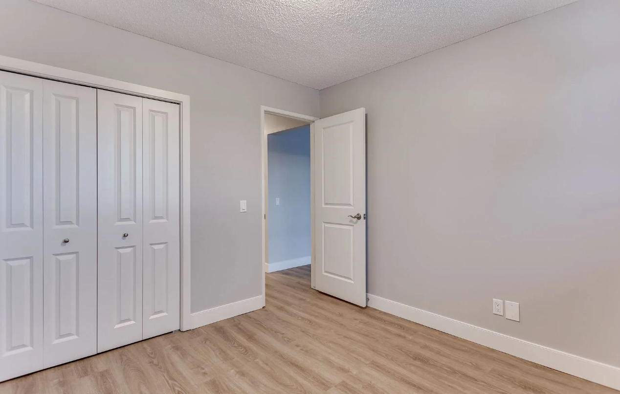 Elliston Place Apartments - 1 Bedroom 1 Bath 2
