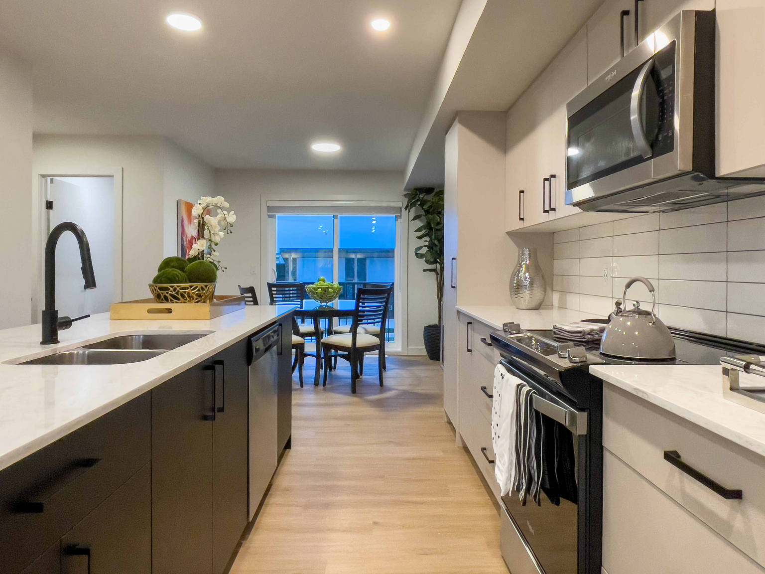 Dawson Landing Pointe - 3 Bedroom + 2 Bathroom 2