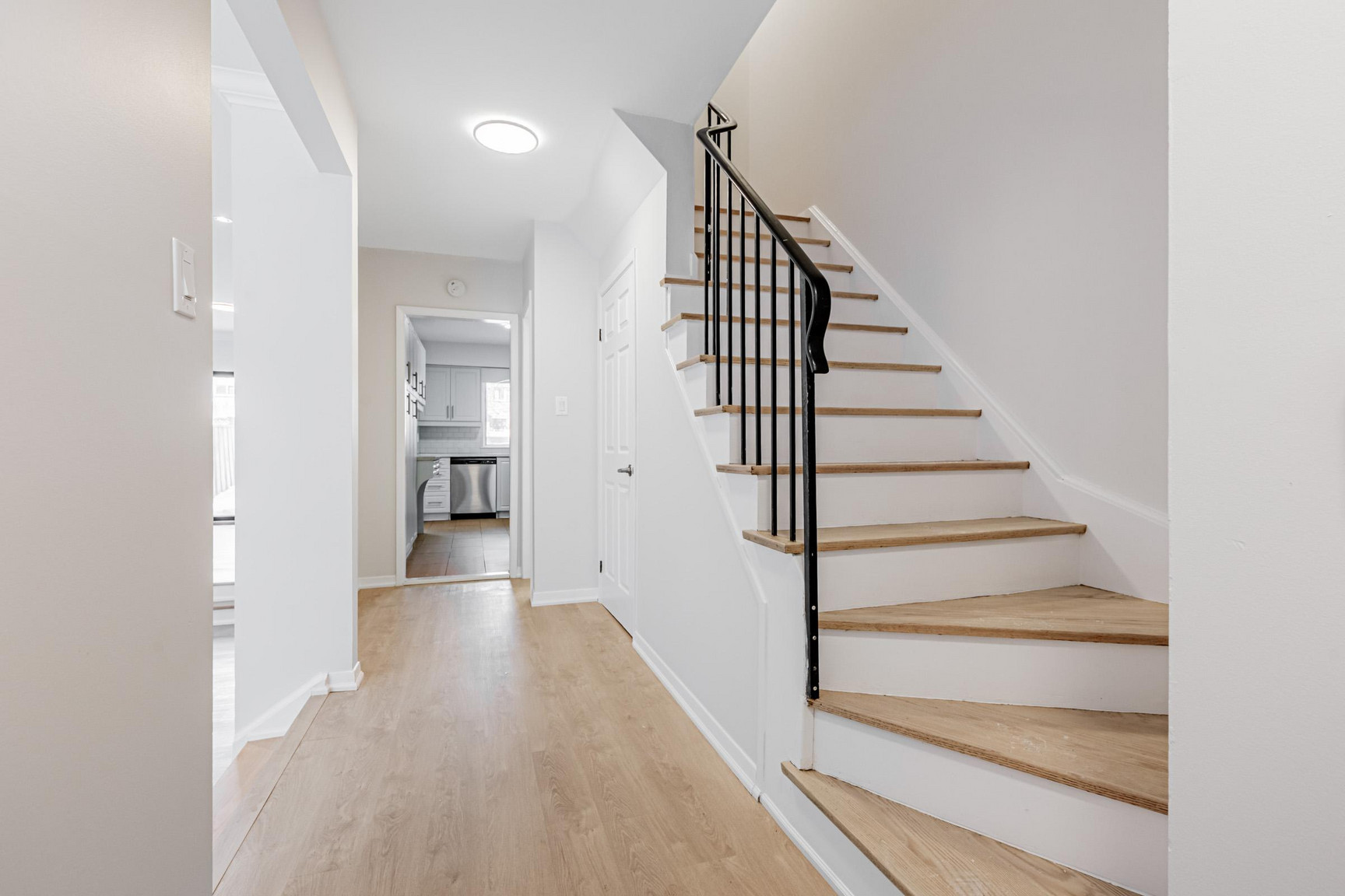 Balliol & Davisville Townhomes - 3 Bedroom Townhouse 4