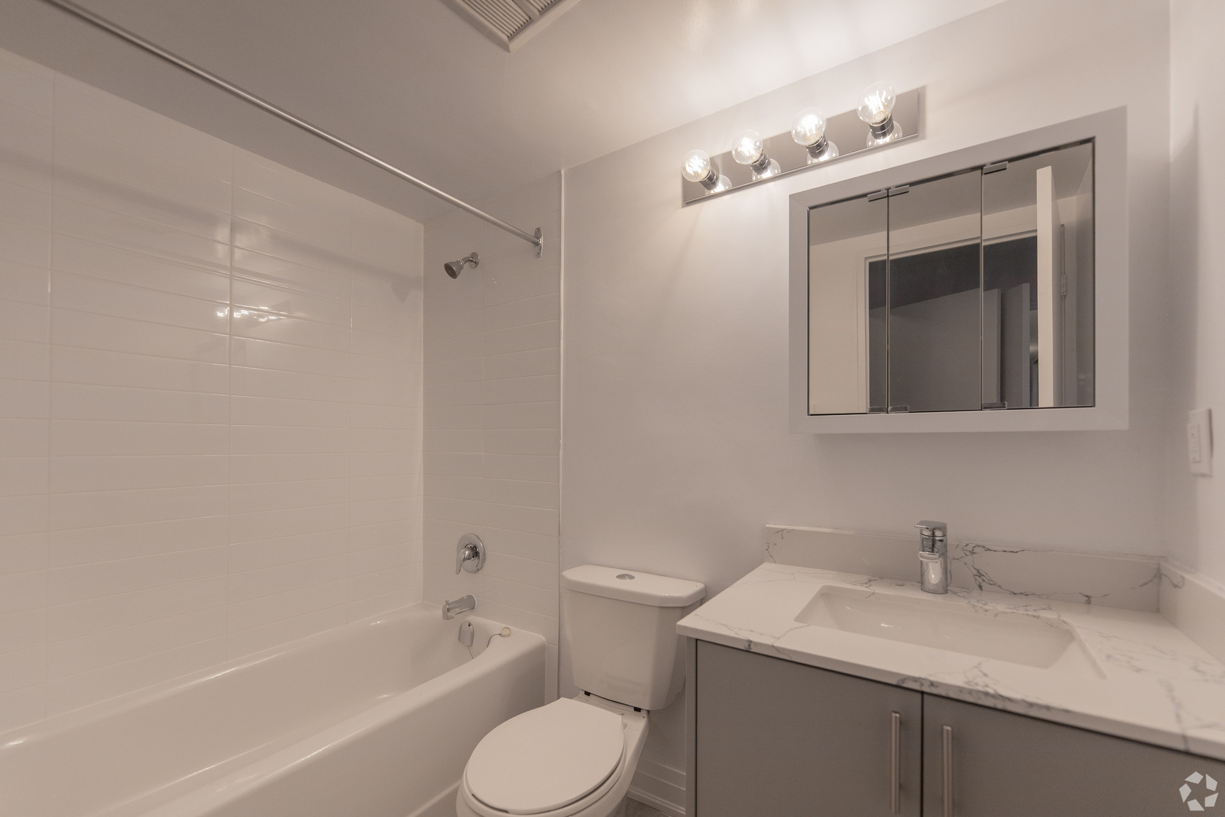 4001 Steeles Ave W. - 2 Bedroom Large - One month free 3