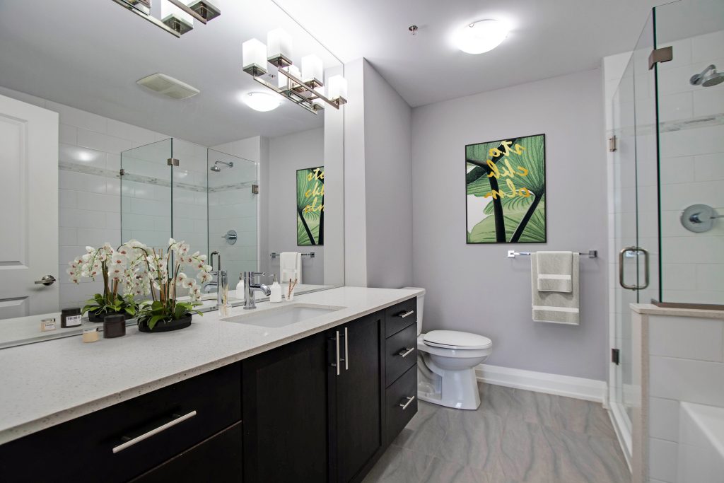 WaterCrest Apartments - 2 Bedrooms + Den 4