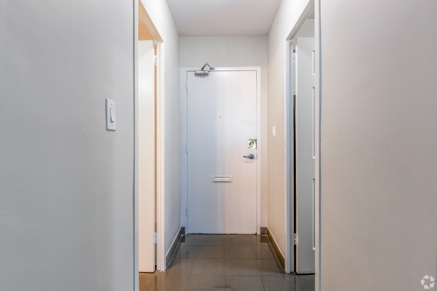 Sunrise Tower Apartments - 2 Bedroom 3