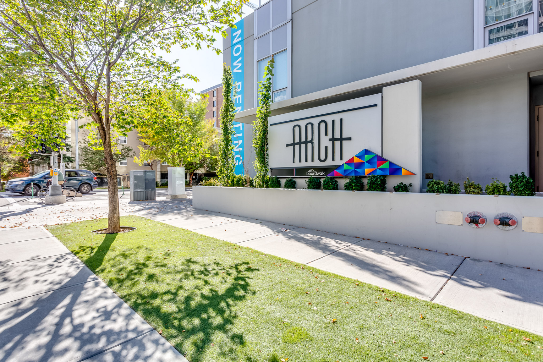 The Arch - 1 Bedroom + Den Townhouse 4