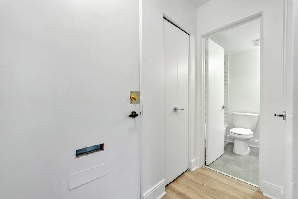 Villa Esto Apartments - Vancouver Studio (Bachelor) 5