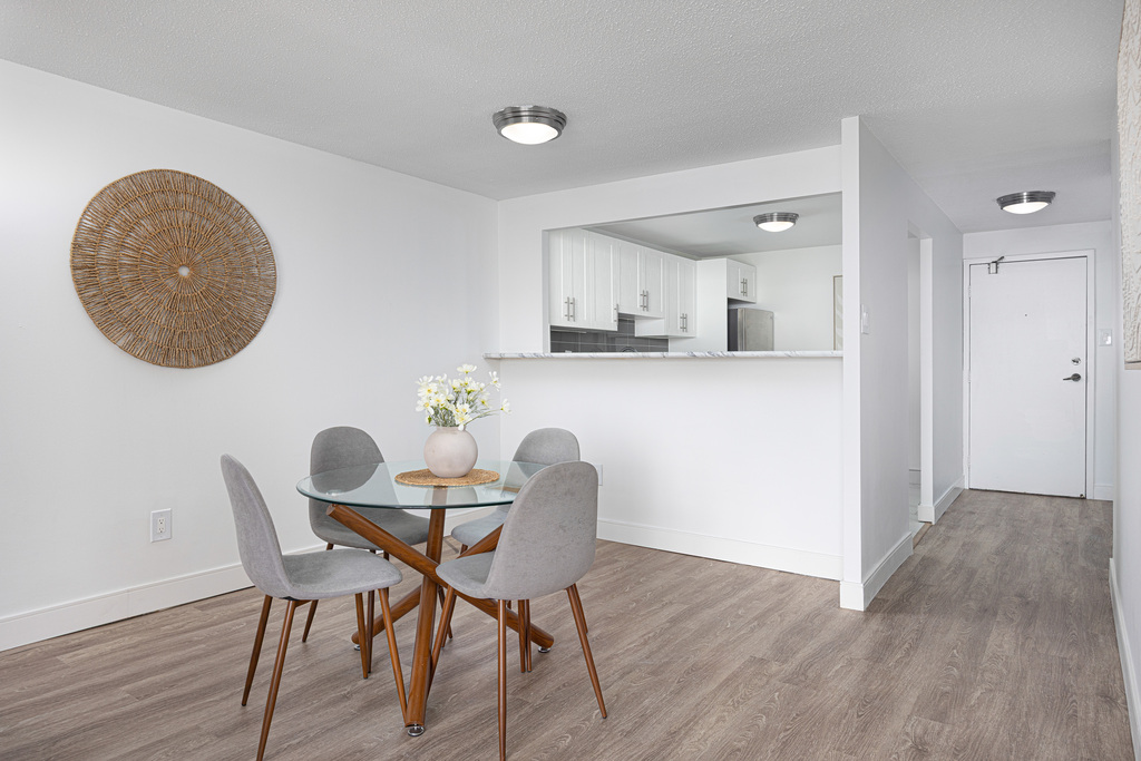 Brampton Towers - Brampton 1 Bedroom 2
