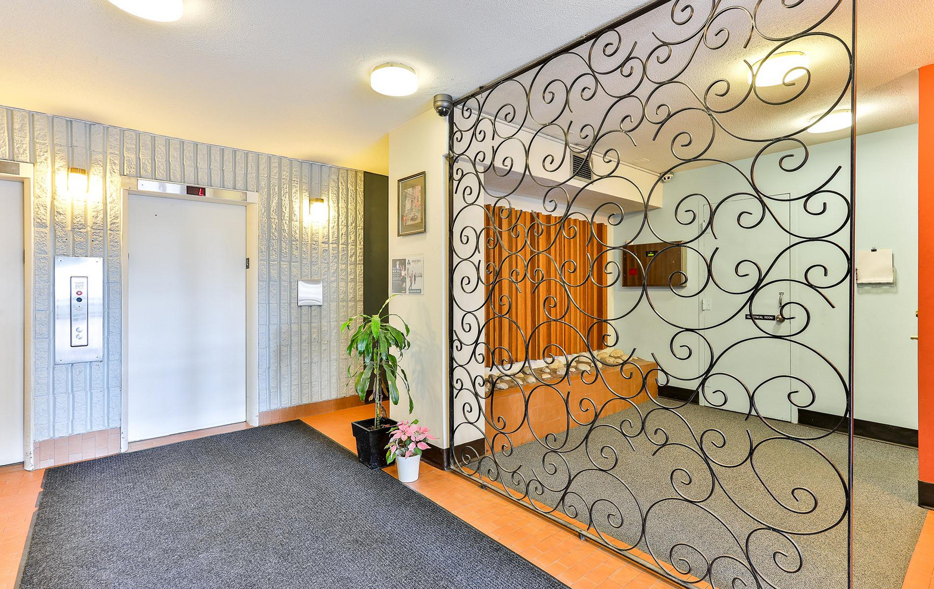 80 Cosburn Avenue - 1 Bedroom 2