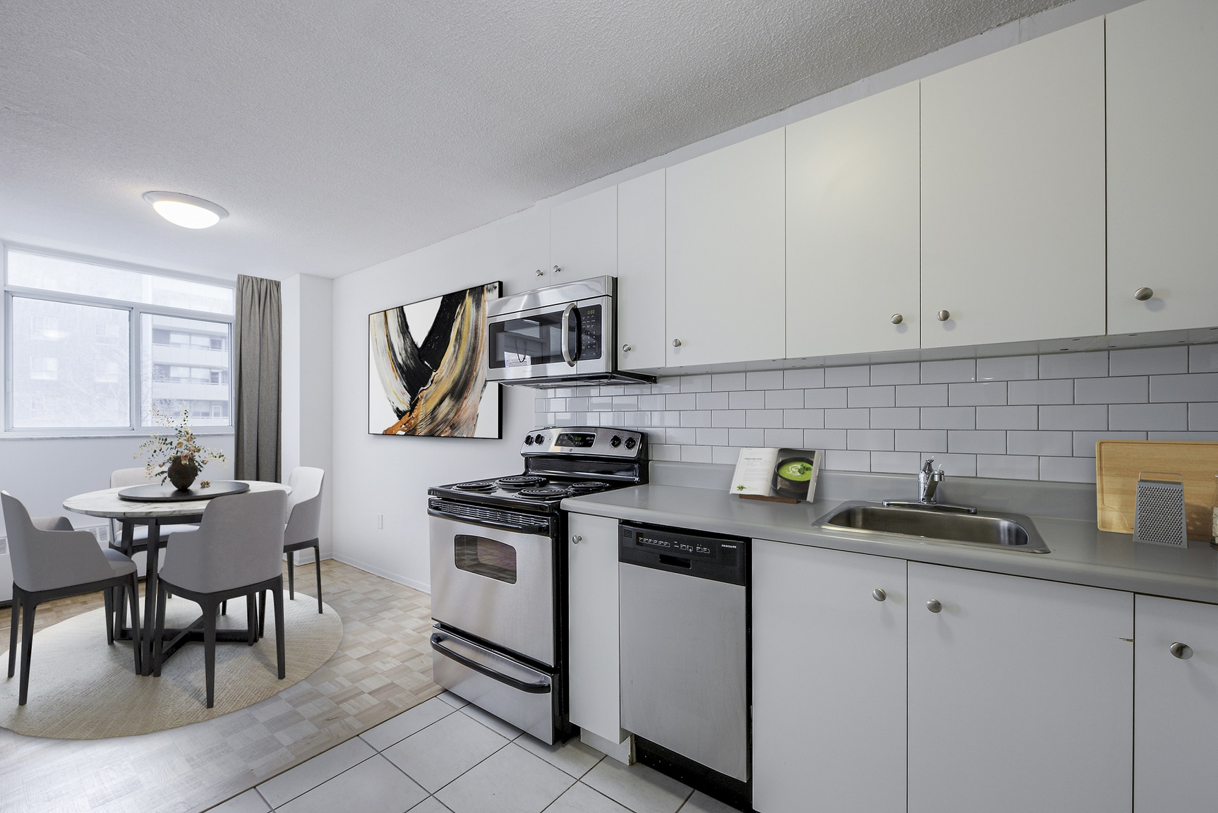 25 Cosburn Avenue - 1 Bedroom 4