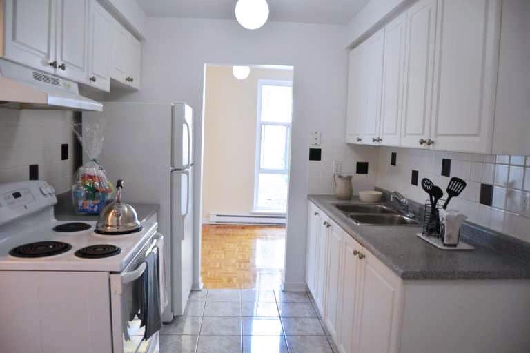Forestview Townhomes: 2020-2077 Barsuda Drive, 2025 Ambridge Court - 2 bdrm 4