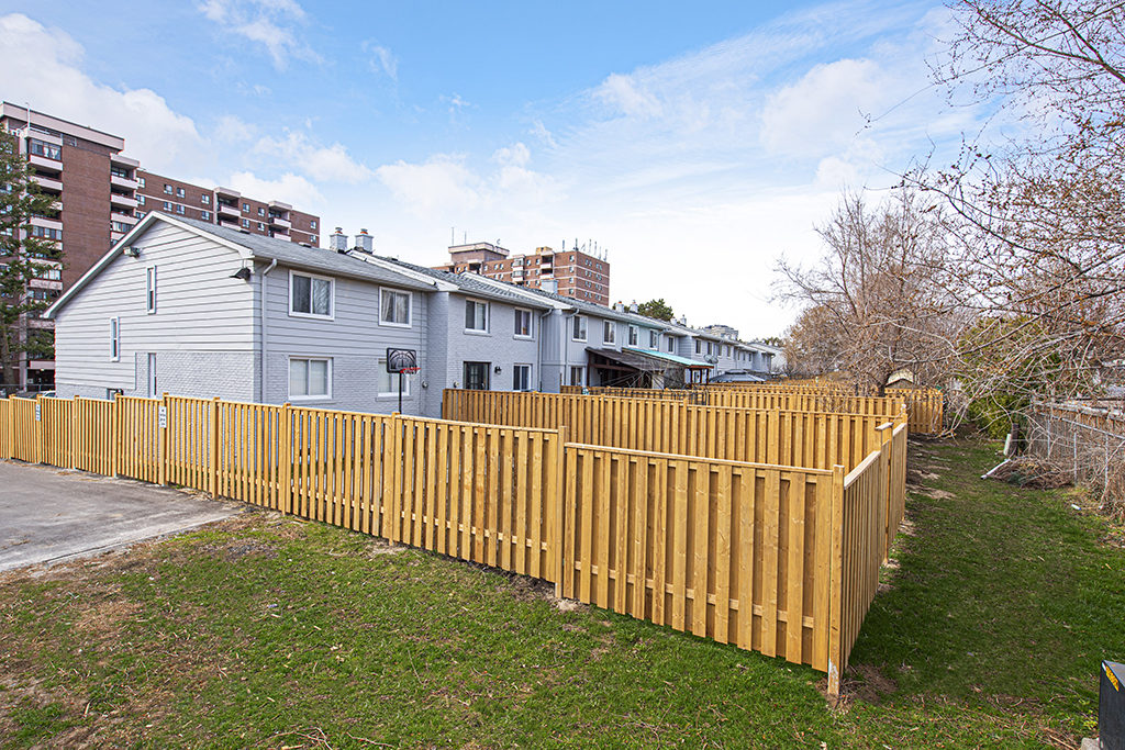 Forest Glen Townhomes - 4 Bedrooms Townhouse 5