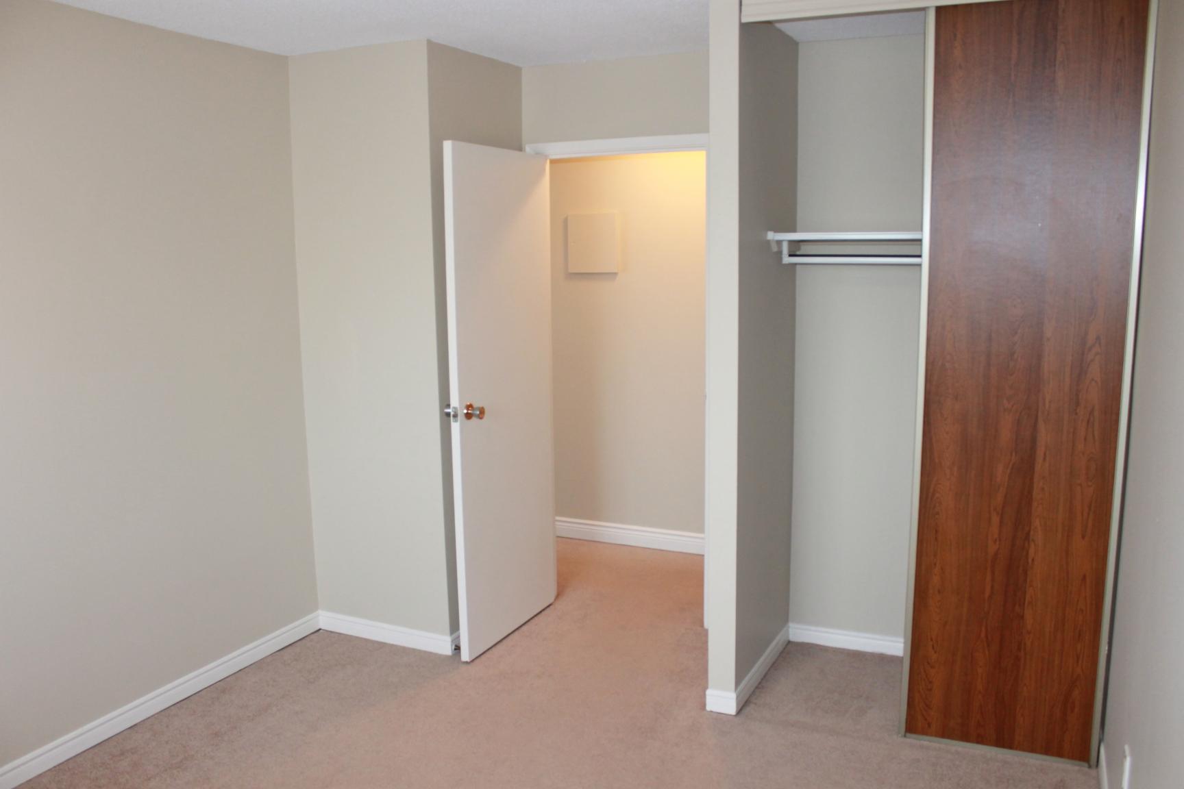 Pleasantville Apartments - 3 Bedroom 1 Bath 4
