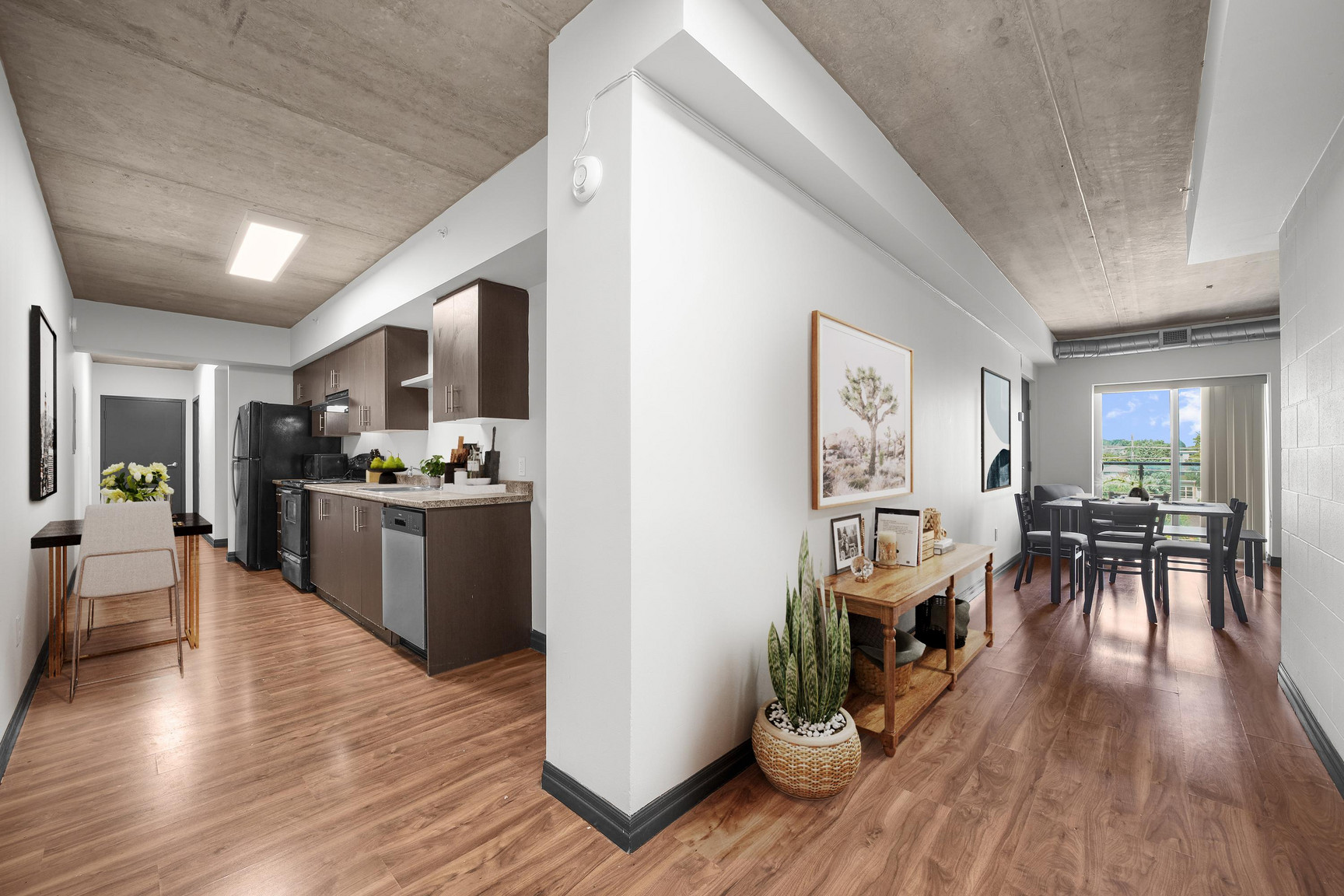 21 Columbia Street West - IMMEDIATE (12 Months) 2