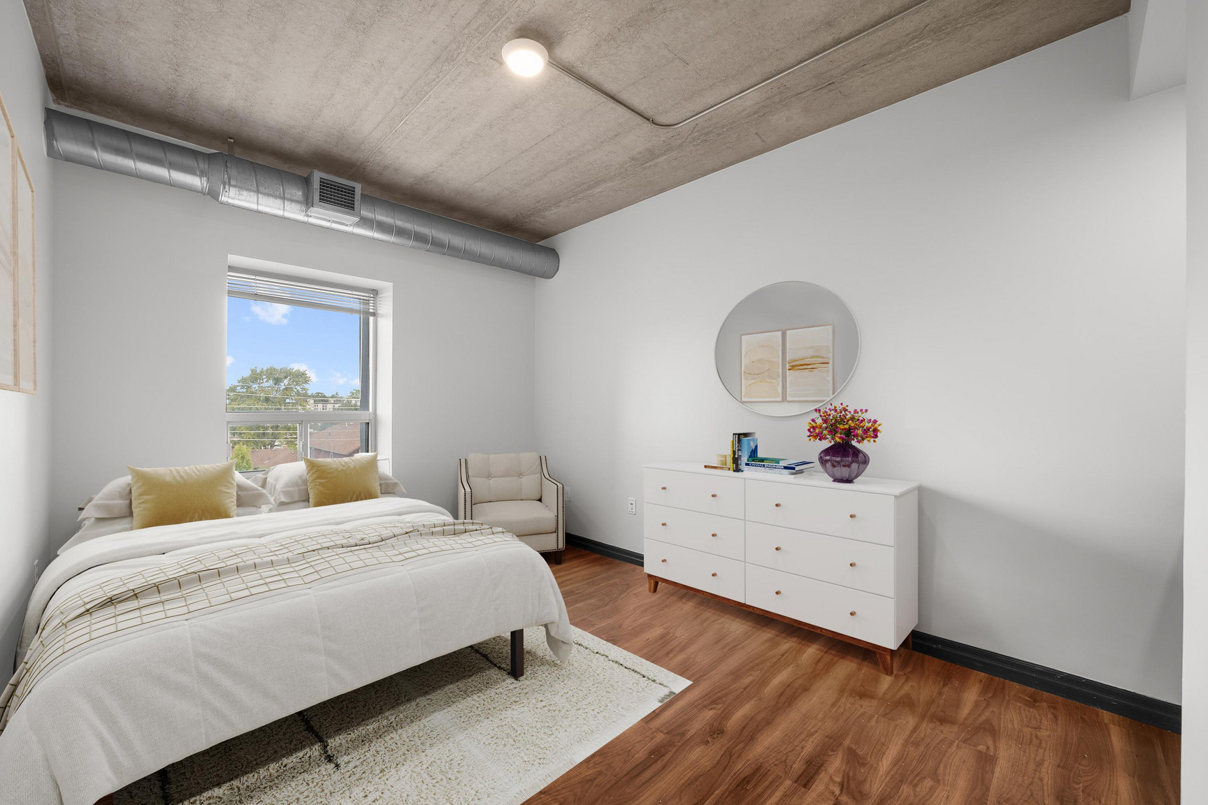 21 Columbia Street West - IMMEDIATE (12 Months) 5