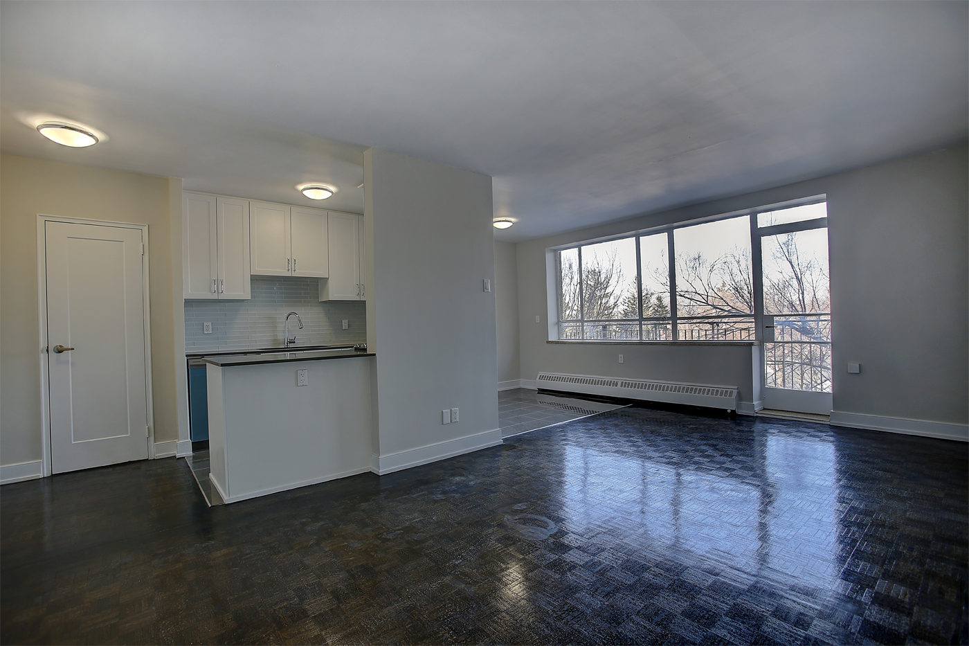 Benson Apartments - Eglinton and Kennedy Scarborough 3 Bedrooms 3