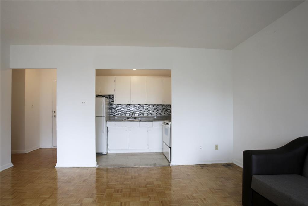 Stevenvale Drive Apartments - Scarborough 2 Bedroom 2