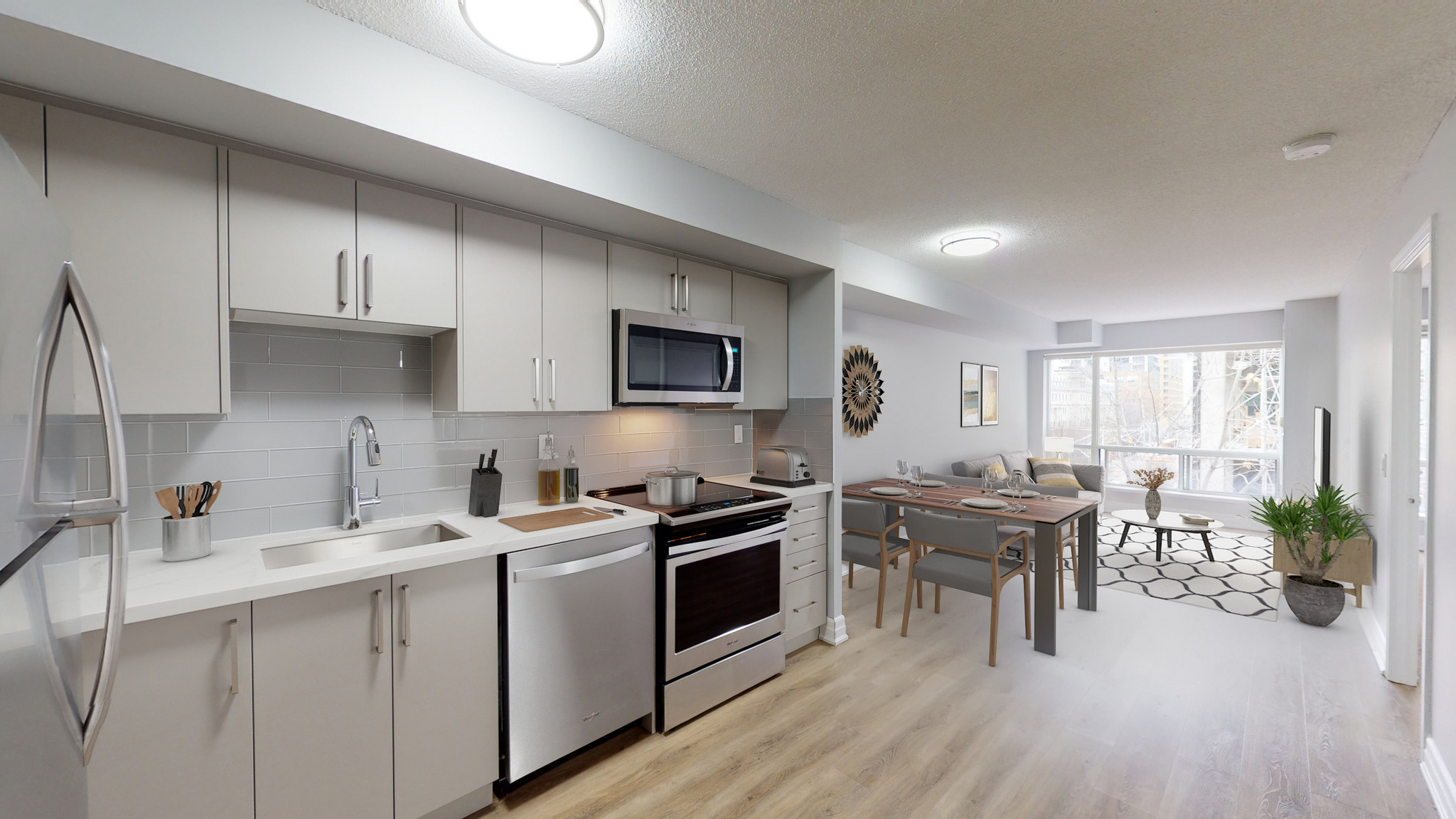 525 Richmond Street - 1 Bedroom 2