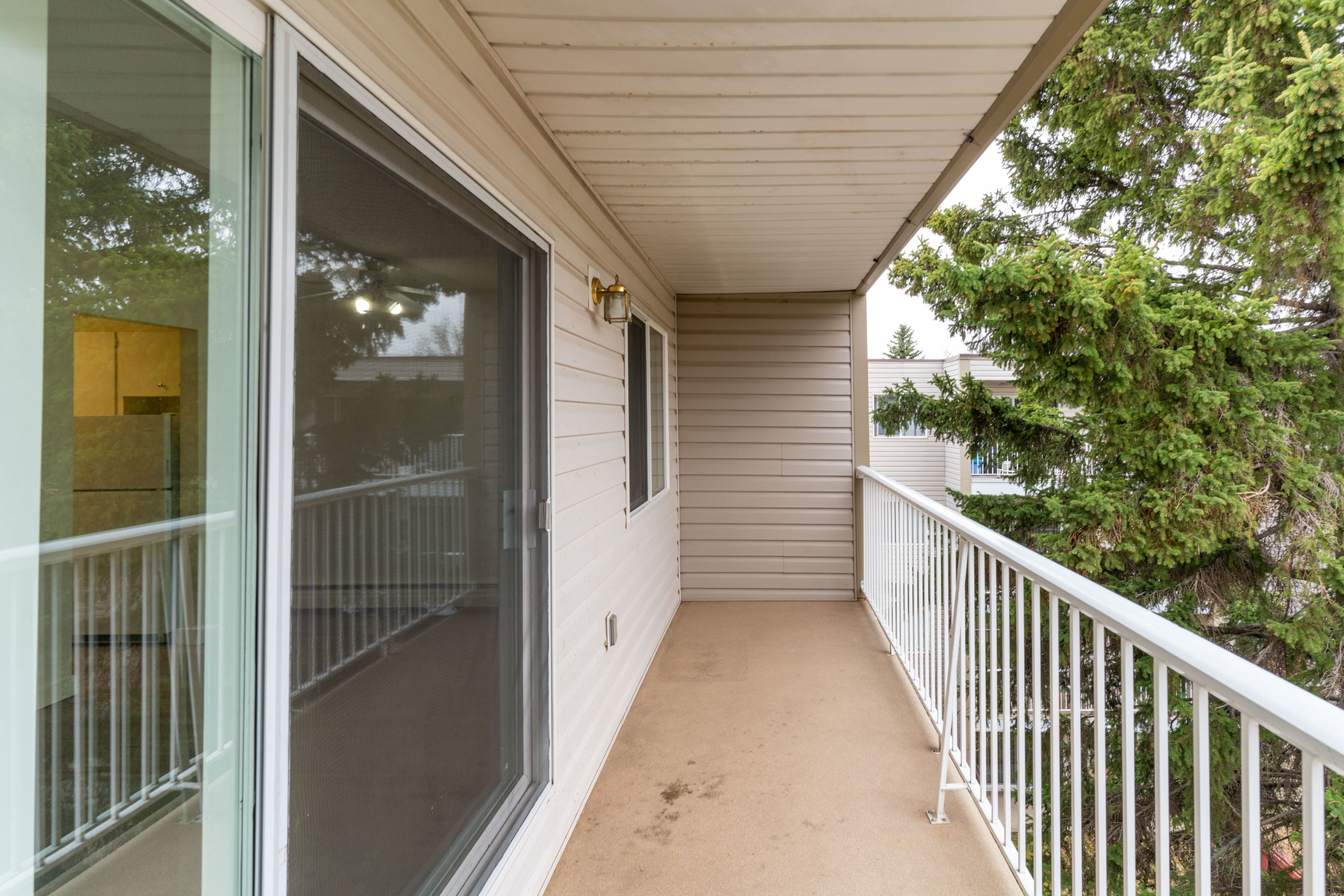 Redwood Court - 2 Bedroom 4