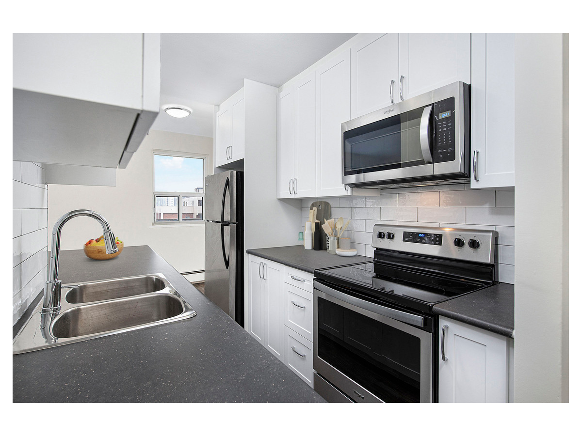 86 Cedar St. S. - 2 Bedroom 5