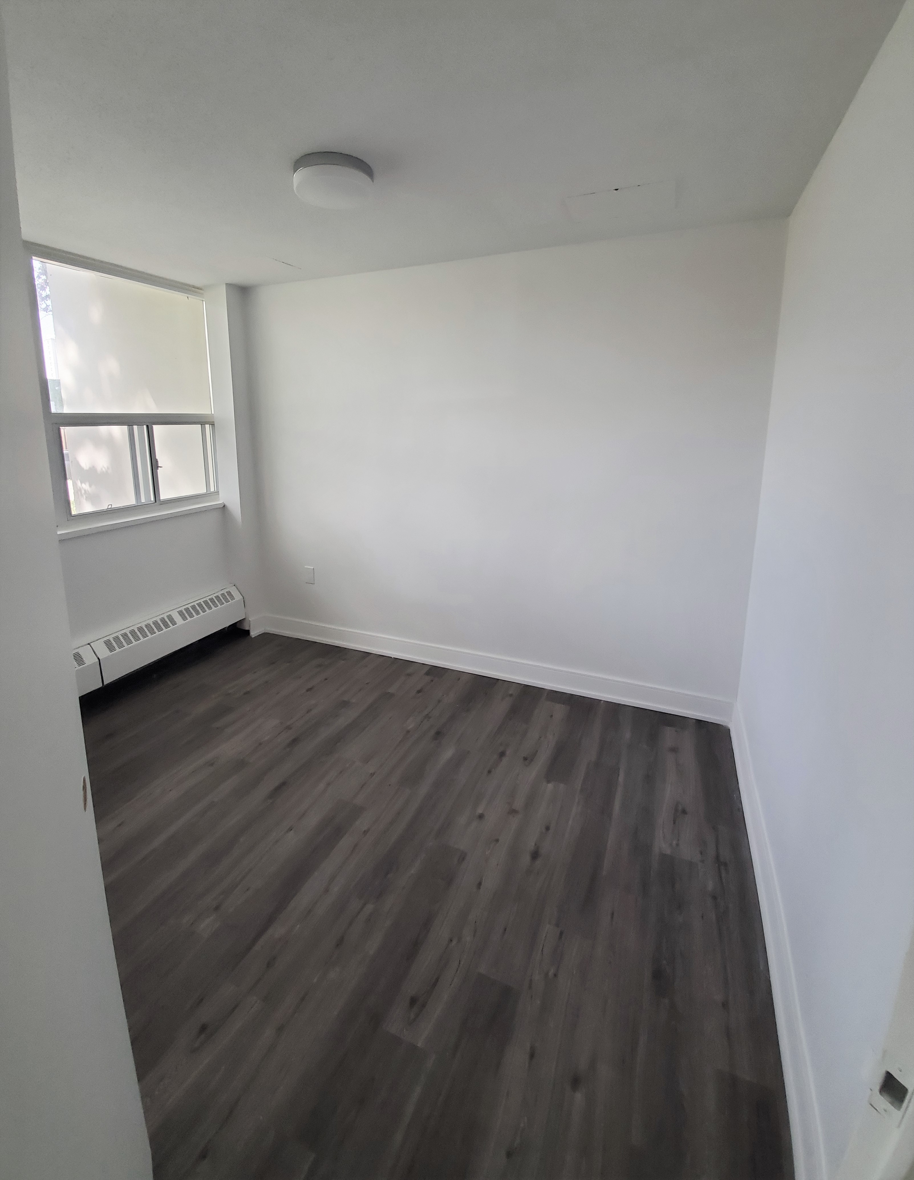 Yorkwoodsgate Apartments - North York 3 Bedroom 5