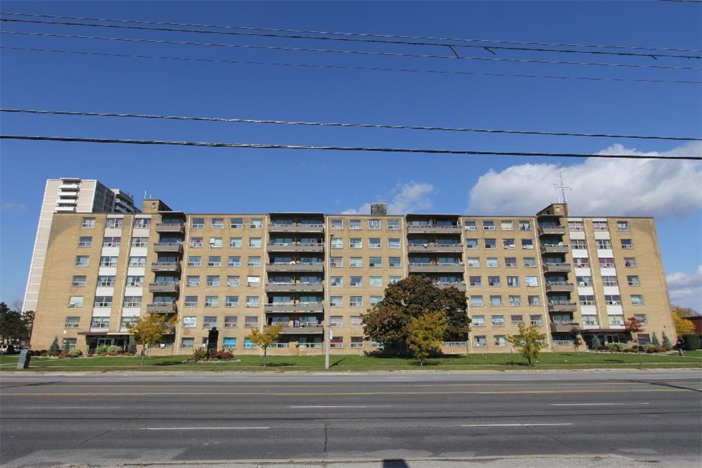 Lawrence Avenue East Apartments - Scarborough 2 Bedroom 3