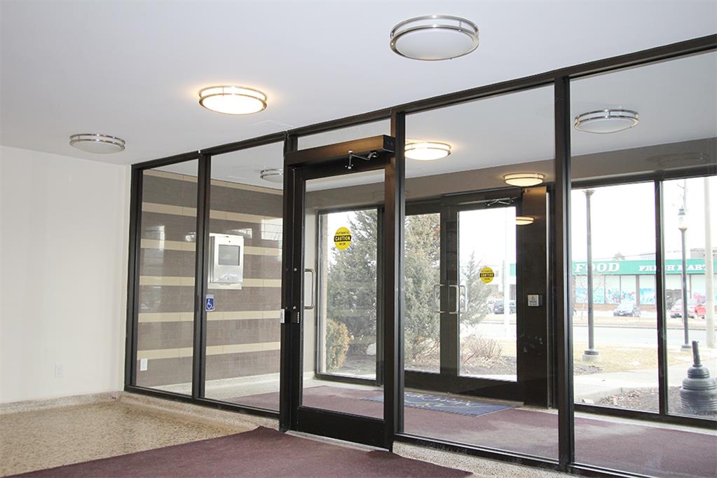 Lawrence Avenue East Apartments - Scarborough 2 Bedroom 4