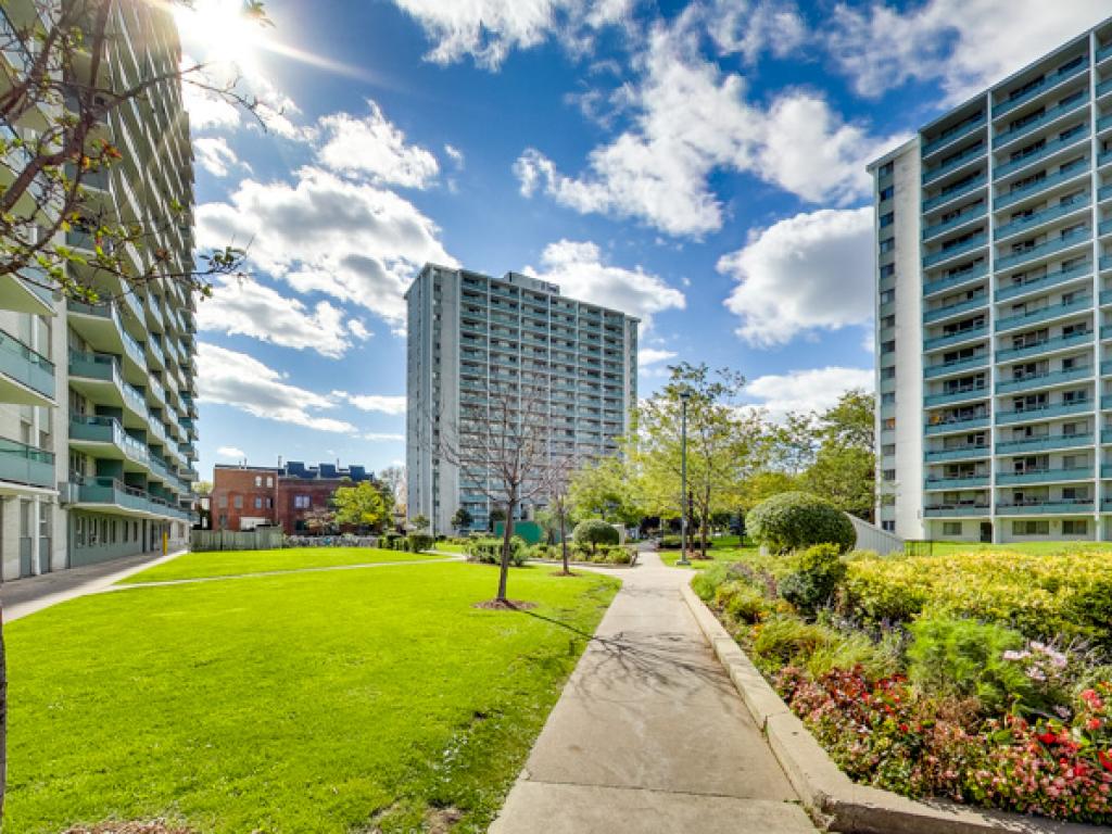 730 Dovercourt Road, 323 & 357 Rusholme Road - Doversquare Apartments - 1 bdrm Studio 4