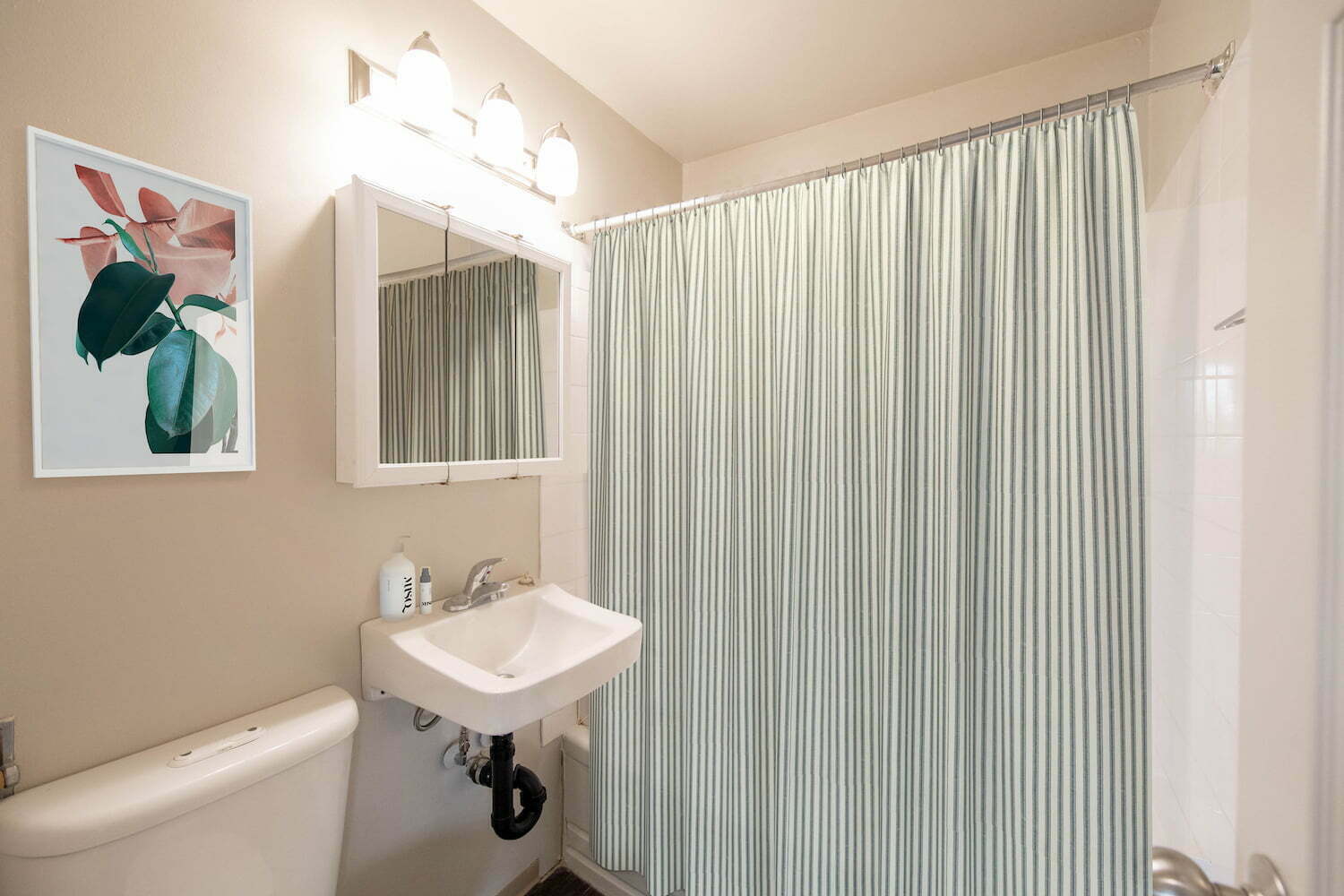 Bonita Manor - 1 Bedroom 3