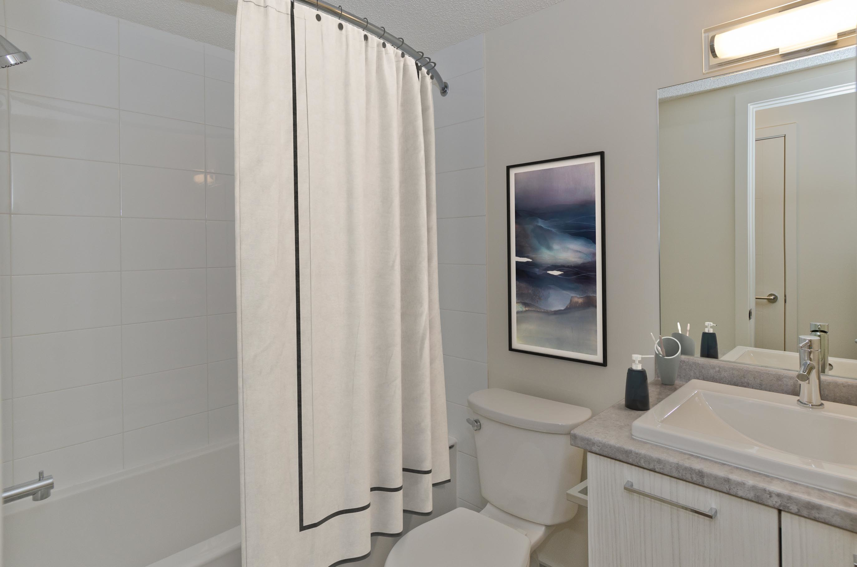 Varsity Place Apartments - 2 Bedroom Bi-level 5