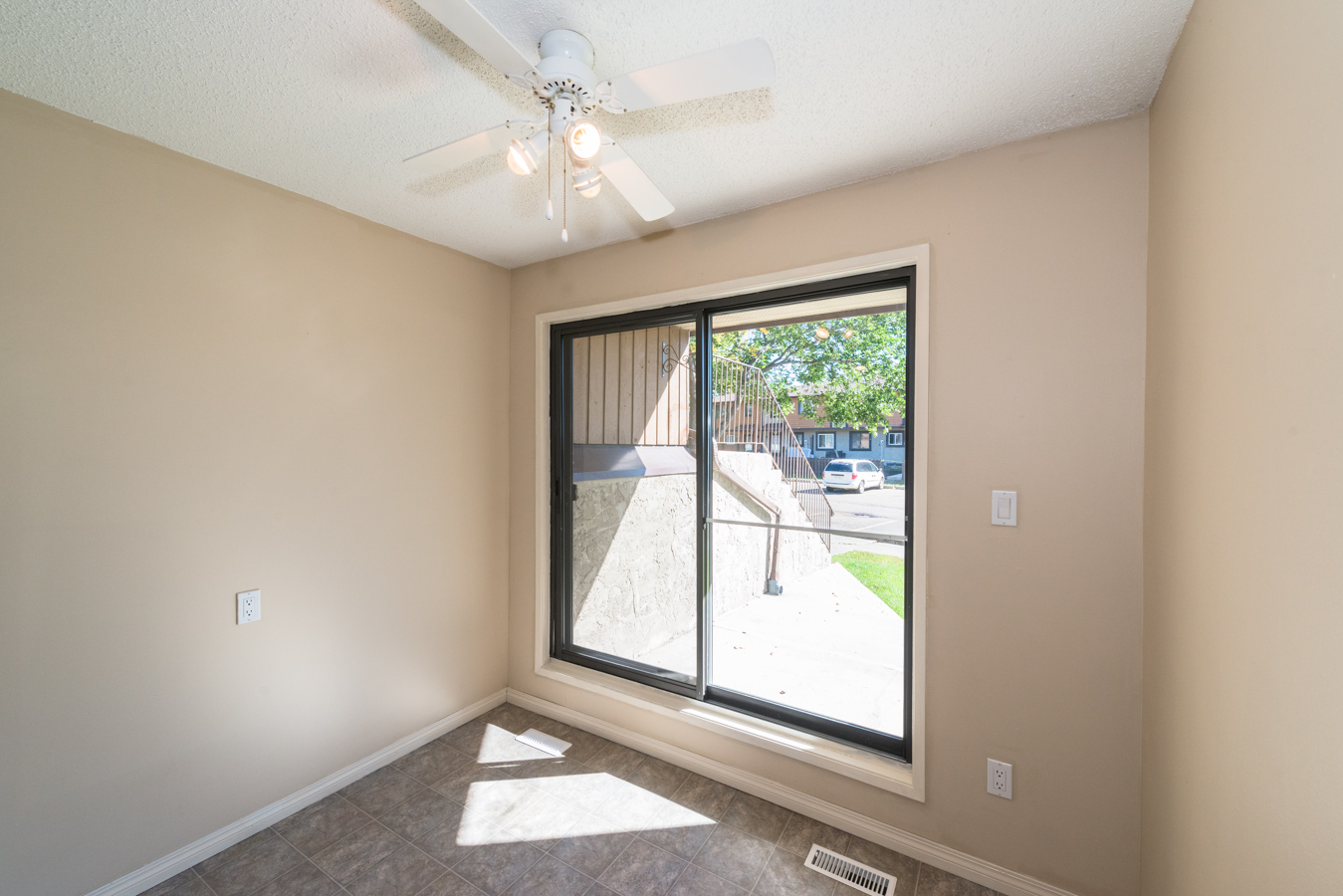 Warwick Apartments - 2 Bedroom 4