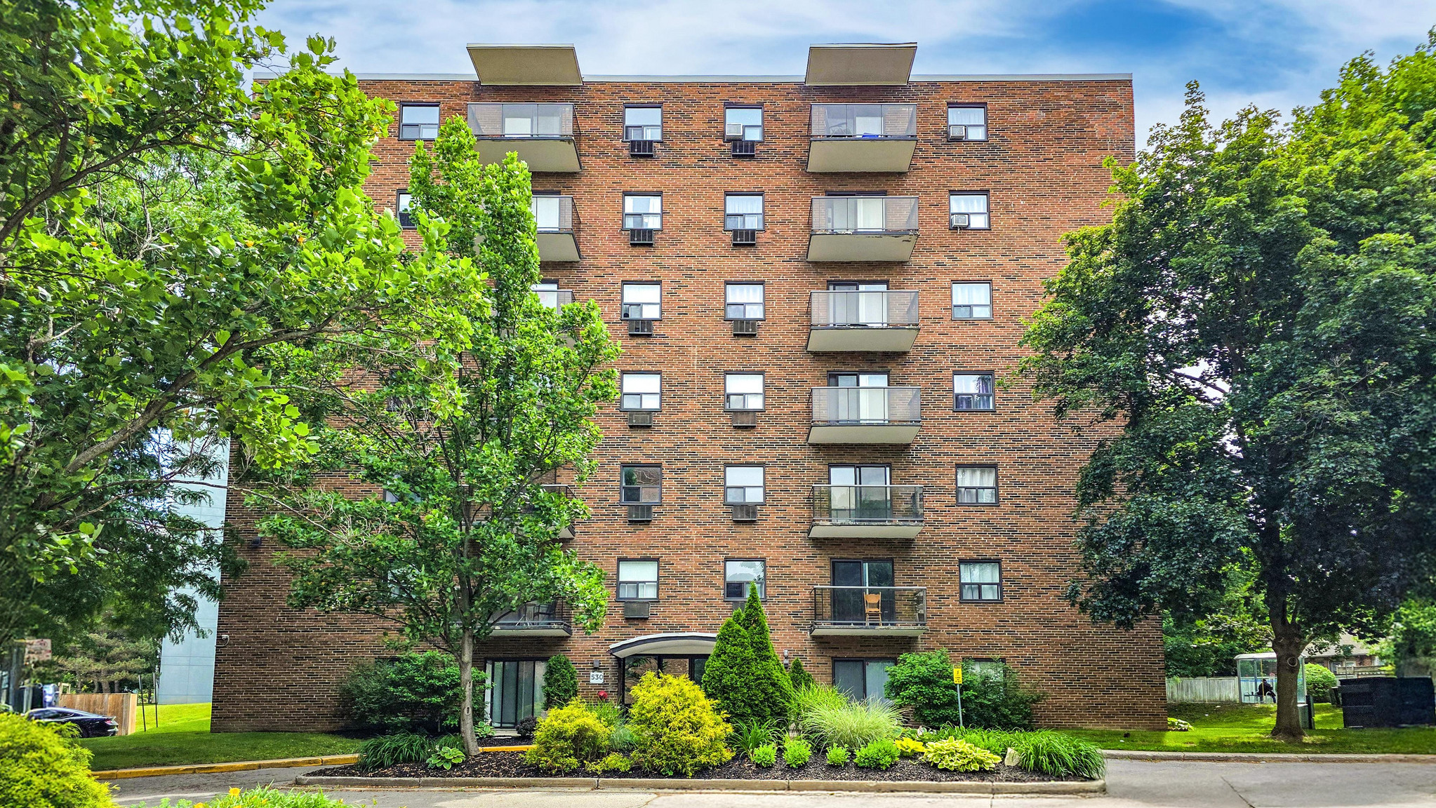 530 Proudfoot Lane - Beaverbrae Apartments - 2 Bedroom 4