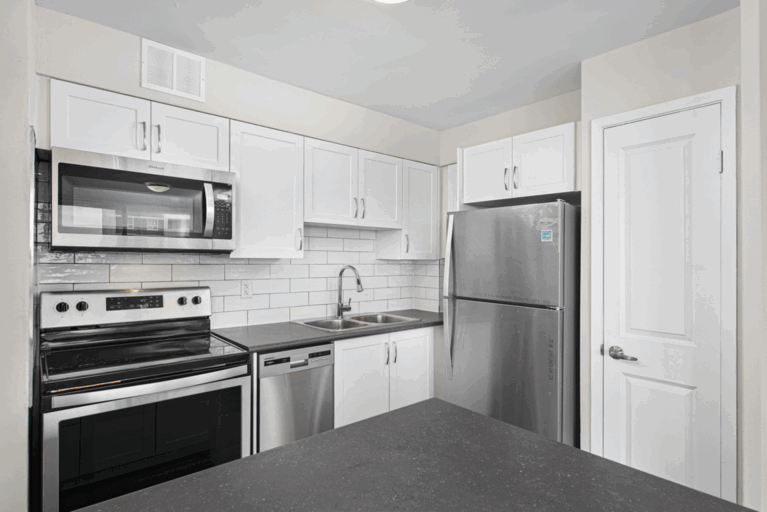 2397 FINCH AVE W - 1 Bedroom 5