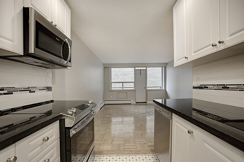The Concord - Jameson and Lakeshore Parkdale 1 Bedroom 3